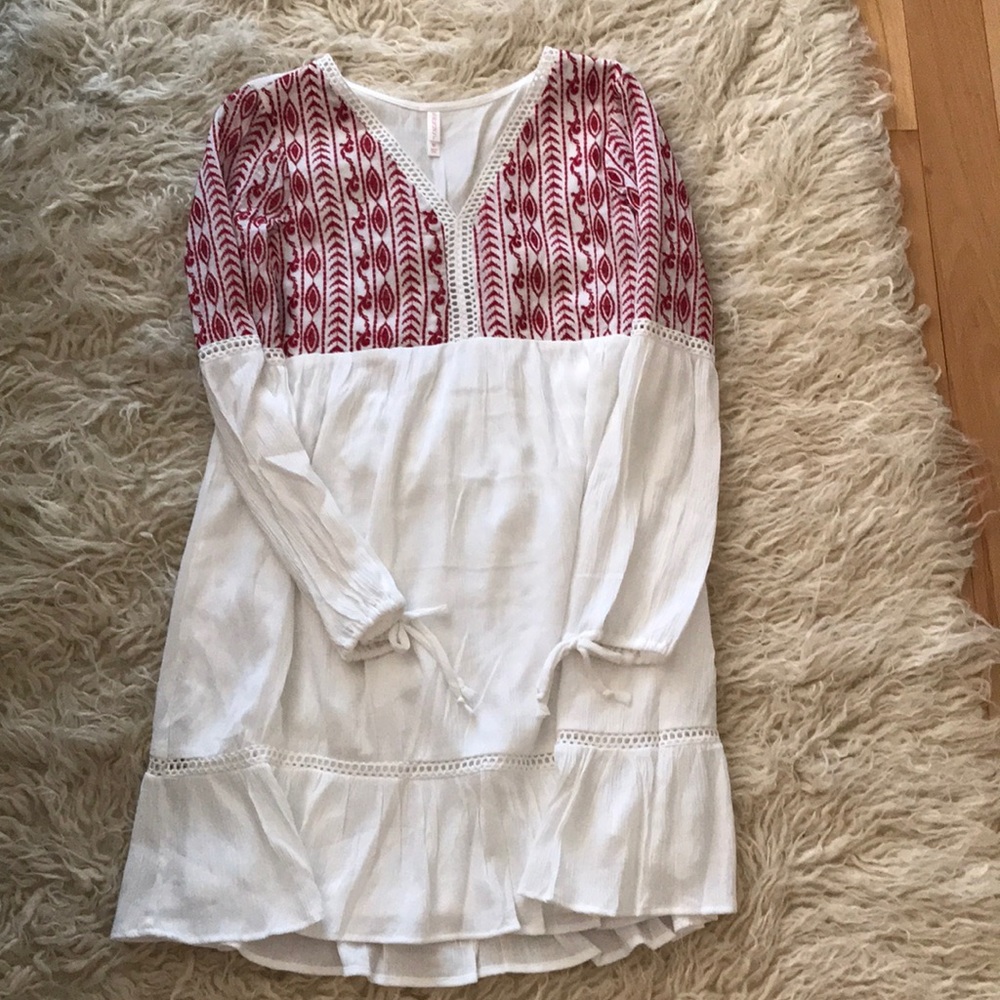 Bohemian red and white shirt dress